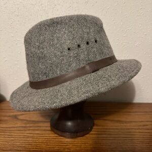 Classic Vintage Filson 100% Virgin Wool Packer Hat with Brown Leather Band